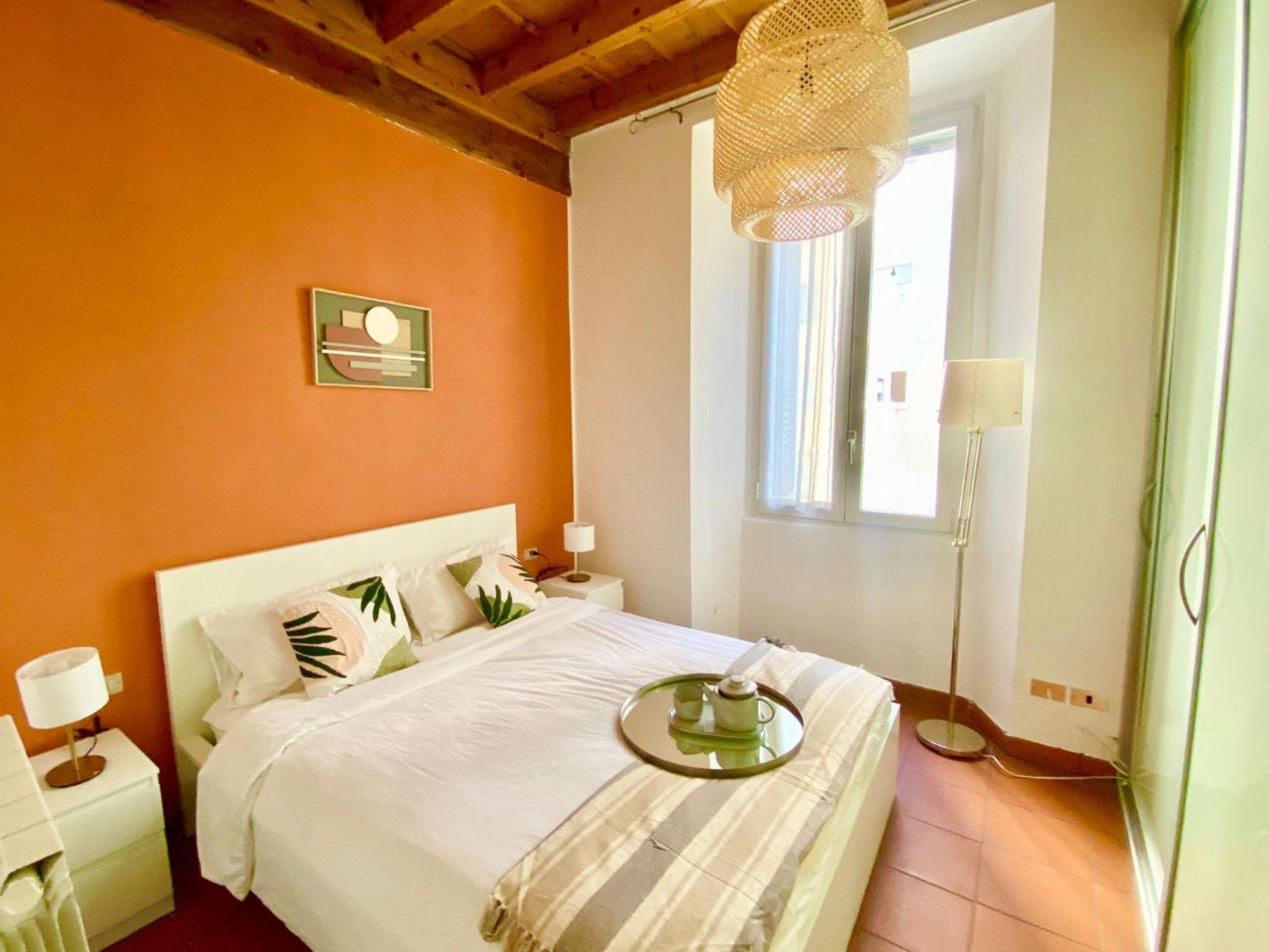 Urban House - Charming Navigli Center Apartment *