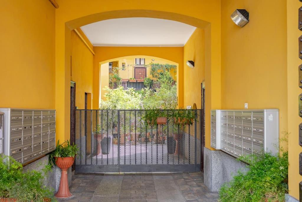Urban House - Charming Navigli Center Mailand